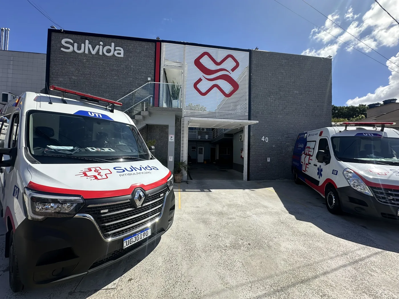 Base da Sulvida Ambulâncias no Partenon